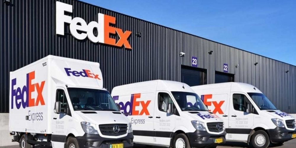 , FedEx - Servicios de mensajería y logística